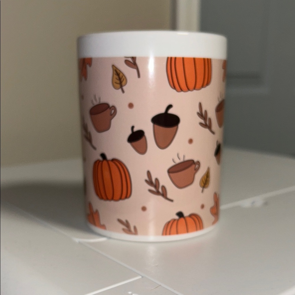 Autumn Themed Mug with Pumpkin & Acorn Design